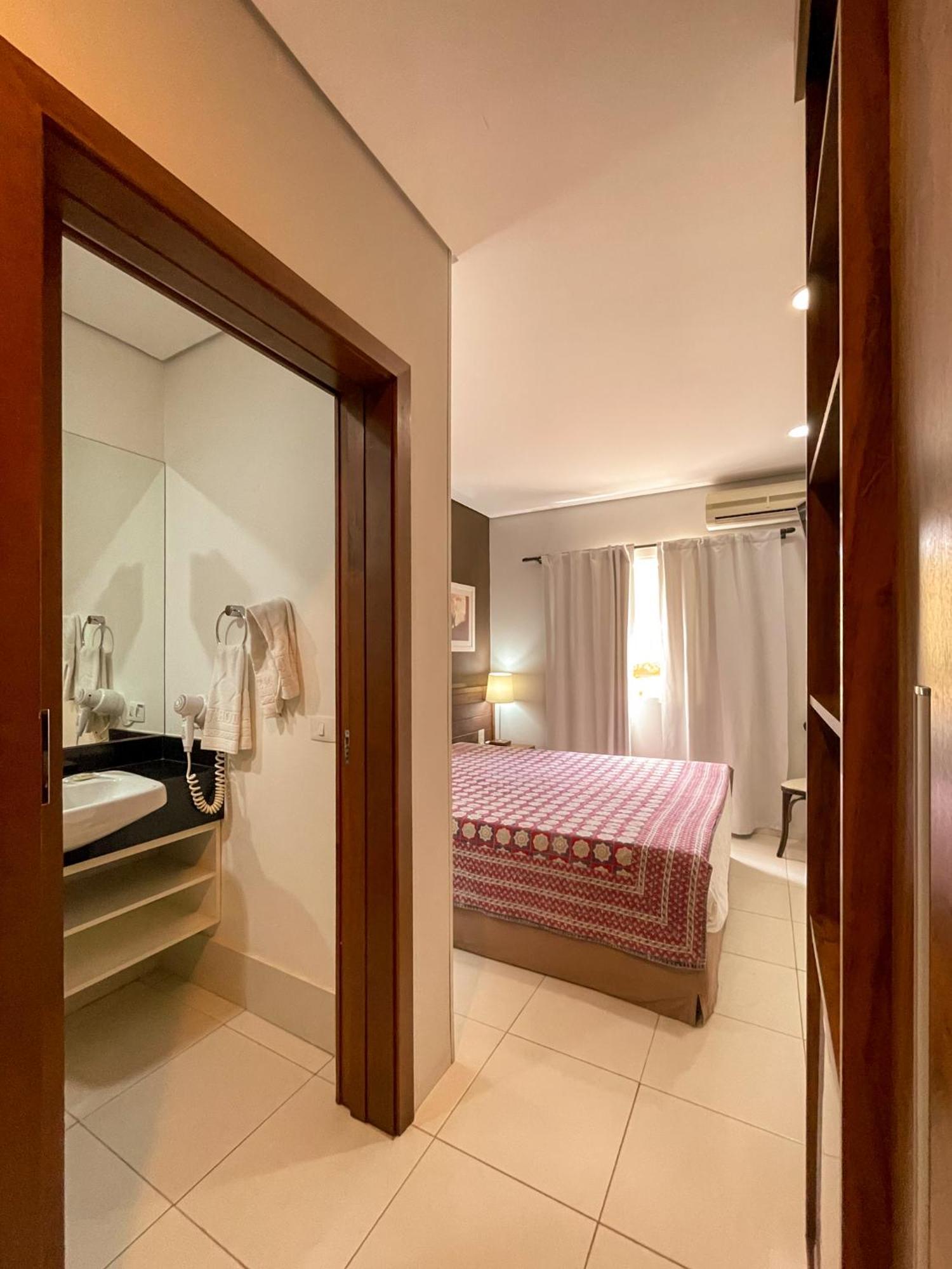Taj Hotel Três Lagoas Extérieur photo